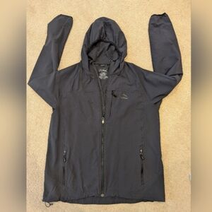 L.L. Bean Mens Lightweight No Fly Zone Zip-up hoodie